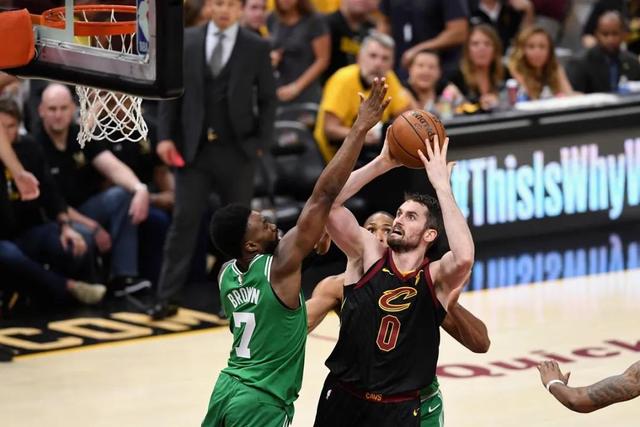 赔率前瞻：尤文心里不怵曼城 主场或可保不败